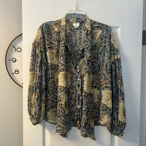 Morris & Co x HM button up oversized floral blouse w attached tie size 4